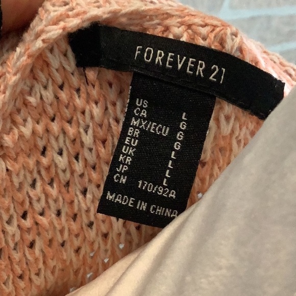 Forever21 - Sz L - cropped knit hole sweater pastel pink / some lighter pink - Picture 6 of 6